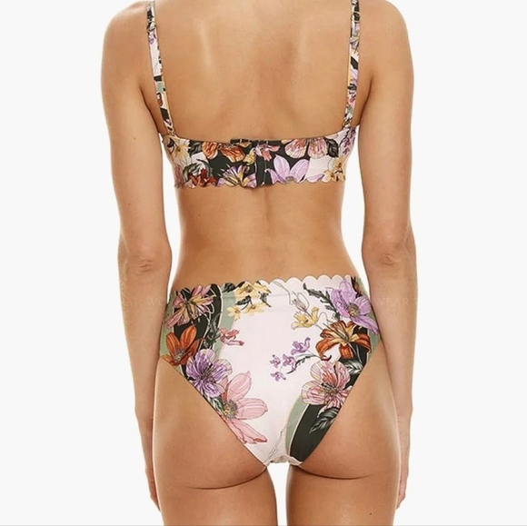 New!Agua Bendita Vitreo Penelope Scalloped Bikini Bottom - Picture 3 of 12